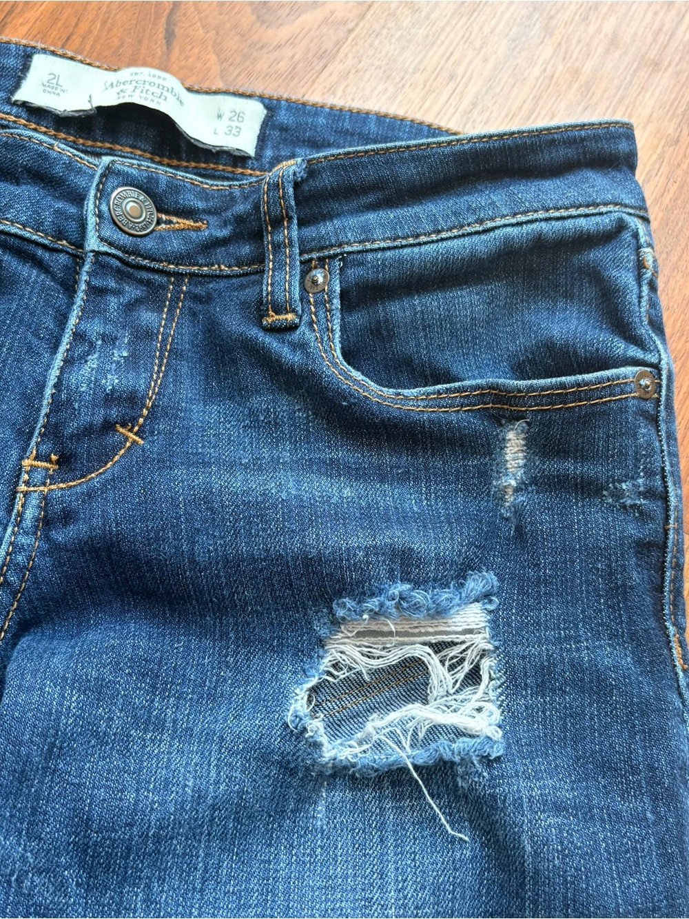 Abercrombie & Fitch Women's Super Skinny Jeans - Distressed 2L 26W 33L Dark Blue - Picture 6 of 9